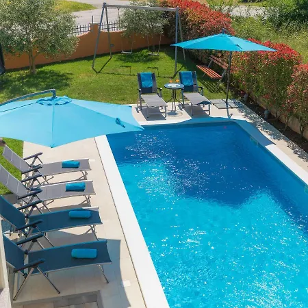 別荘 Linden Tree By Interhome