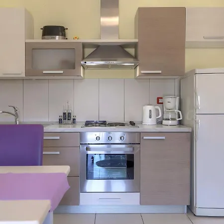 Linden Tree By Interhome