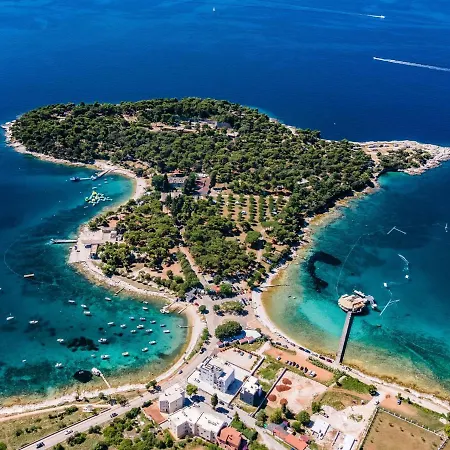 別荘 Linden Tree By Interhome プーラ