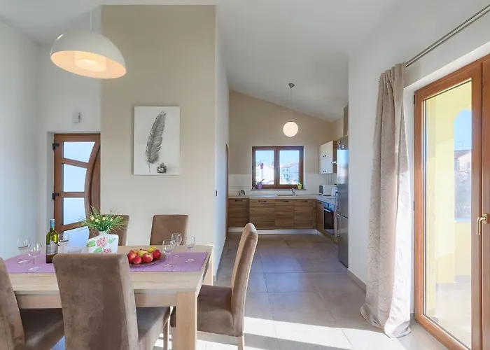 Feriehus Linden Tree By Interhome Pula