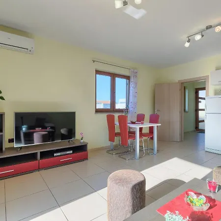 Linden Tree By Interhome Vakantiehuis