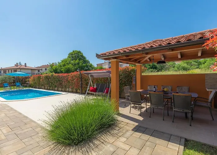 Linden Tree By Interhome