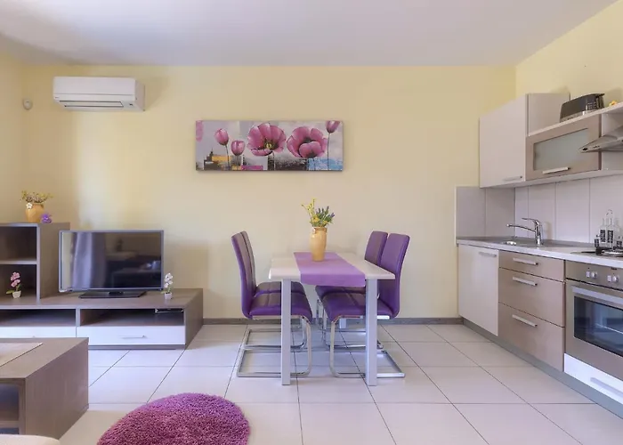 Casa de Férias Linden Tree By Interhome *